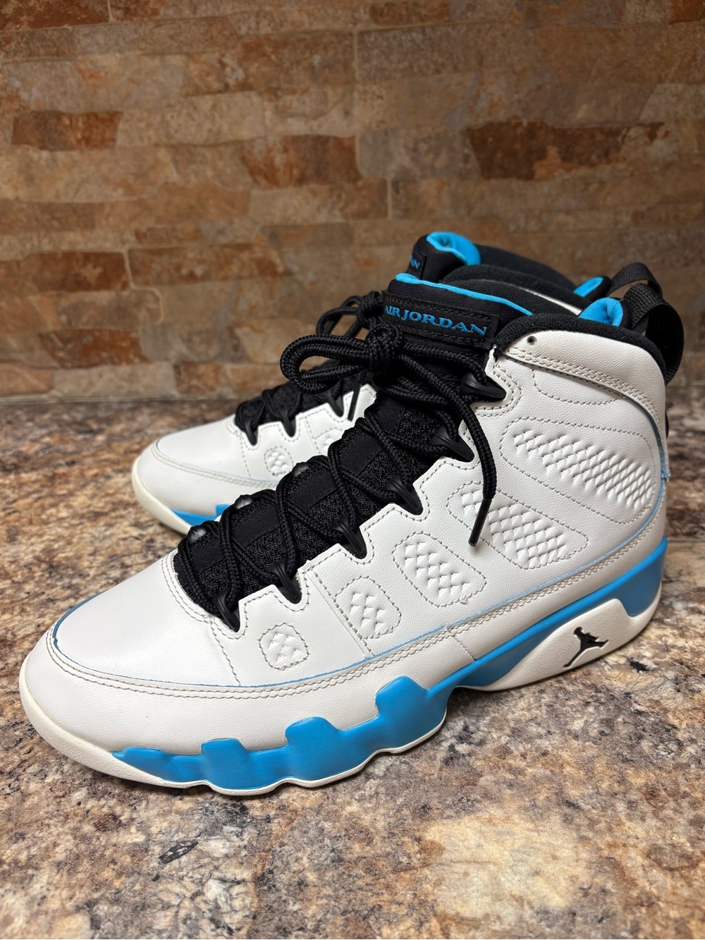 Air Jordan 9 Retro 2024 Powder Blue Size 8